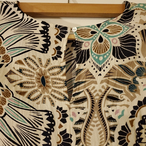 H&M Printed Top - Picture 5 of 6